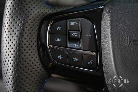 Ford Transit Custom 2.5 320 232ps PHEV Auto Panel Van L2 - N5722