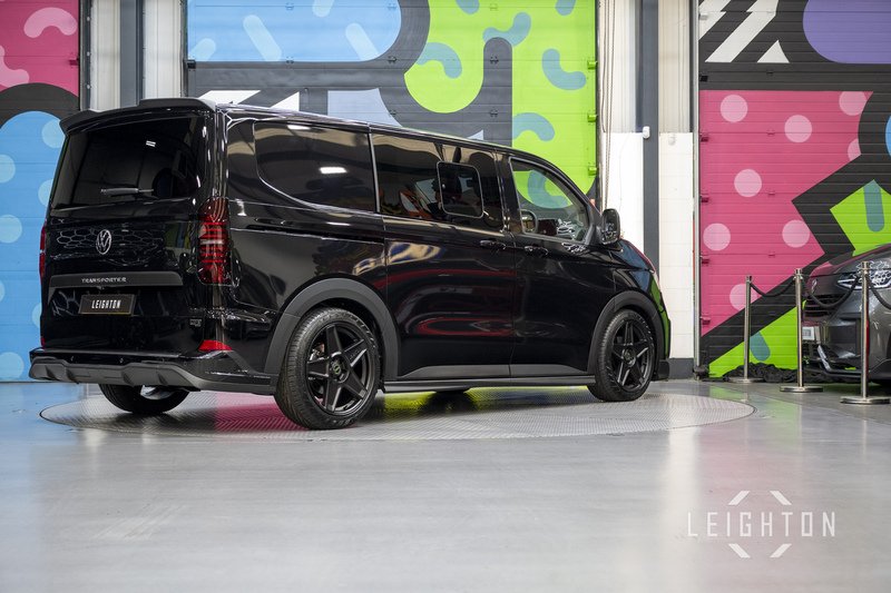 Volkswagen Transporter 2.0 T32 170ps Auto Diesel Kombi SWB - N6007