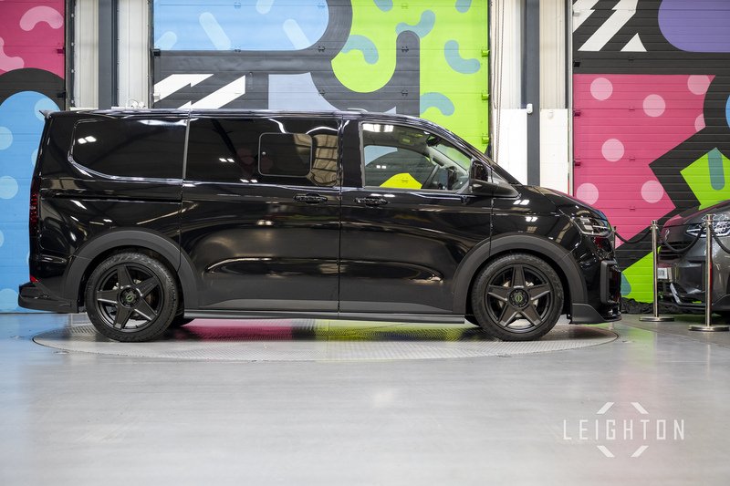Volkswagen Transporter 2.0 T32 170ps Auto Diesel Kombi SWB - N6007