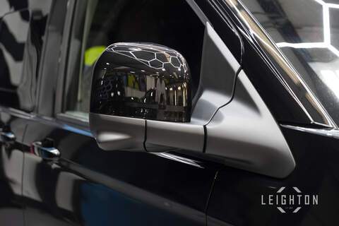 Volkswagen Transporter 2.0 T32 170ps Auto Diesel Kombi SWB - N6007