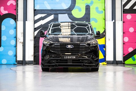 2.5 320 Duratec PHEV 232ps Limited Auto Crew Fit Van L1 H1 Euro 6 LV-RF™ Pack Agate Black 2.5 5dr Panel Van Automatic Petrol