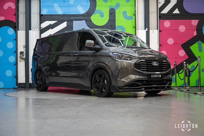 Ford Transit Custom 2.5 320 Duratec PHEV Limited Panel Van Auto L2 H1 Euro 6 LV-RF™ Pack