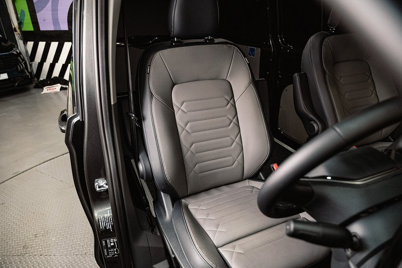 Volkswagen Transporter 2.0 - Large 34