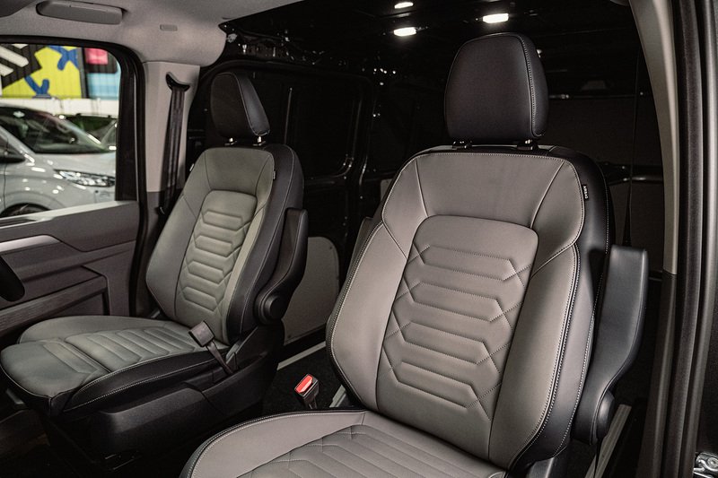 Volkswagen Transporter 2.0 - Large 47
