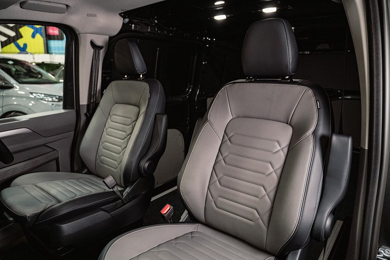 Volkswagen Transporter 2.0 - Large 48