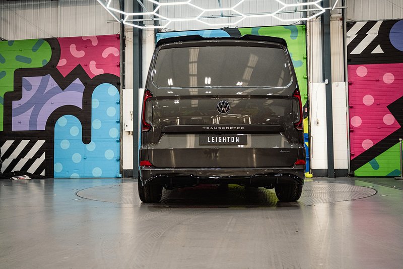 Volkswagen Transporter 2.0 - Large 3