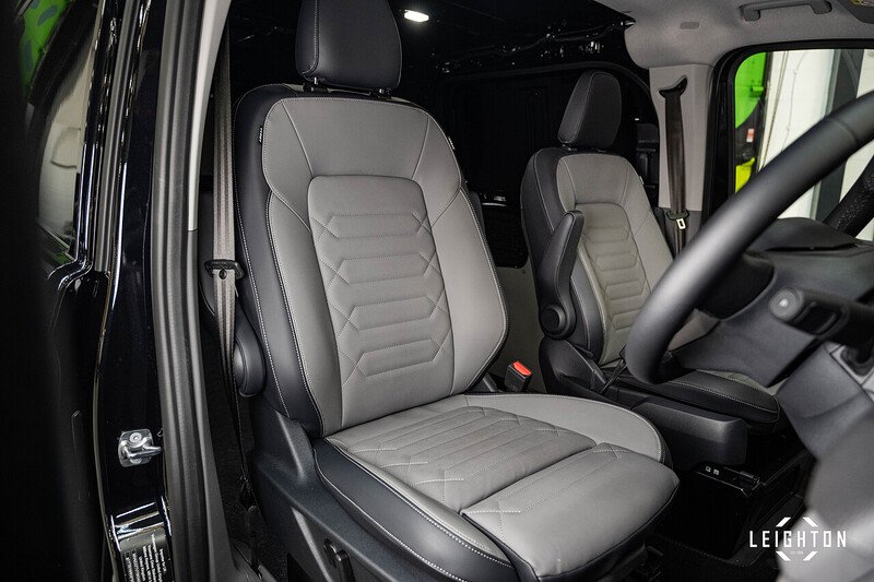 Volkswagen Transporter 2.0 - Large 34