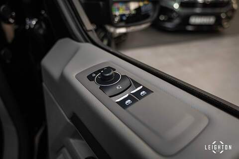 Volkswagen Transporter 2.0 T32 Diesel 150ps Auto 4Motion Panel Van LWB - N5092