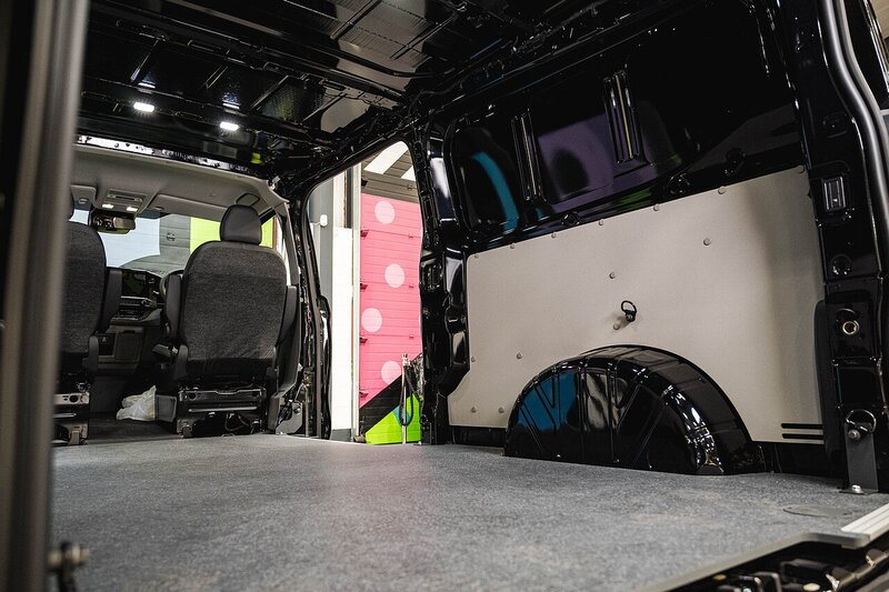 Volkswagen Transporter 2.0 - Large 28