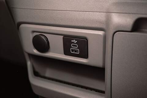 Ford Transit Custom 2.0 320 Diesel 170ps Auto Double Cab L2 H1 - N5088