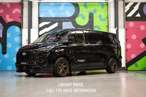 2.5 320 Duratec PHEV 232ps Limited Auto Panel Van L1 H1 Euro 6 LV-RF™ Pack Agate Black 2.5 4dr Panel Van Automatic Petrol