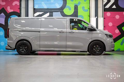 Volkswagen Transporter 2.0 T32 Diesel 150PS Auto 4MOTION Panel Van LWB - N5094