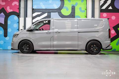 Volkswagen Transporter 2.0 T32 Diesel 150PS Auto 4MOTION Panel Van LWB - N5094