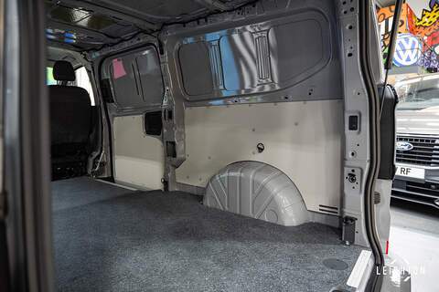 Volkswagen Transporter 2.0 T32 Diesel 150PS Auto 4MOTION Panel Van LWB - N5094