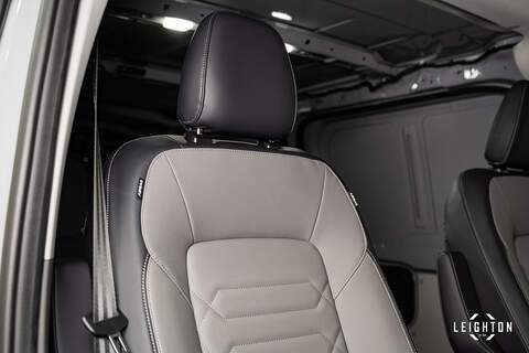 Volkswagen Transporter 2.0 T32 Diesel 150PS Auto 4MOTION Panel Van LWB - N5094