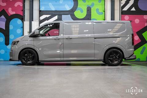 Volkswagen Transporter 2.0 T32 Diesel 150PS Auto 4MOTION Panel Van LWB - N5096