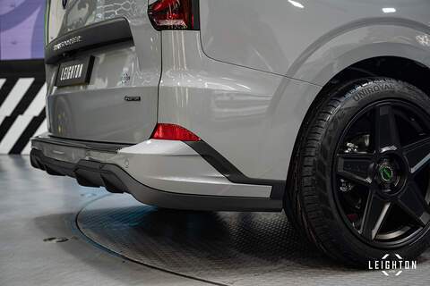 Volkswagen Transporter 2.0 T32 Diesel 150PS Auto 4MOTION Panel Van LWB - N5096