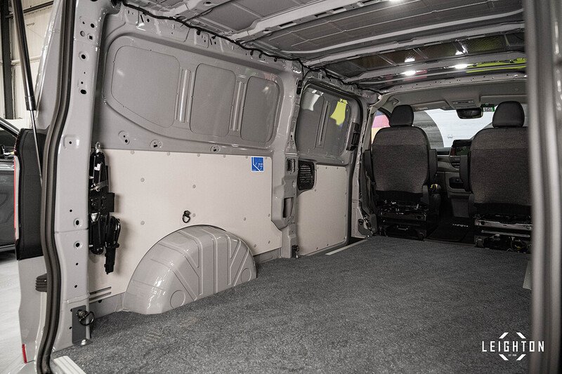 Volkswagen Transporter 2.0 - Large 16