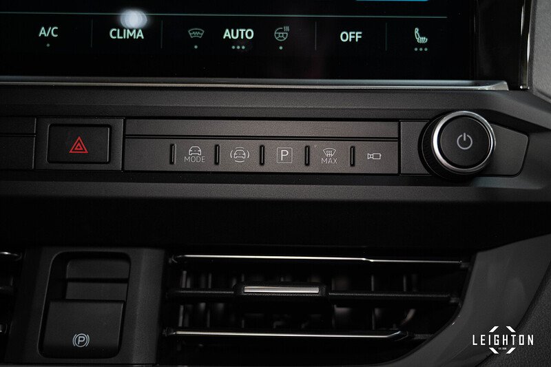 Volkswagen Transporter 2.0 - Large 32