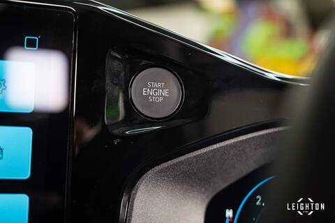 Volkswagen Transporter 2.0 T32 Diesel 150PS Auto 4MOTION Panel Van LWB - N5096