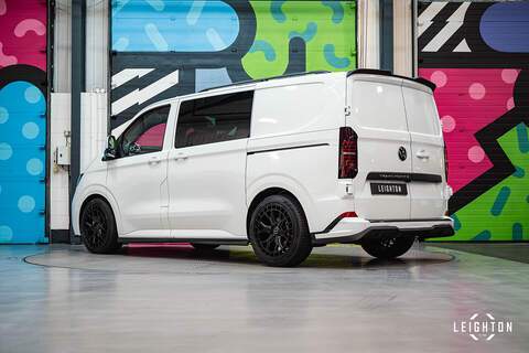 Volkswagen Transporter 2.0 T32 Diesel 150ps Manual Kombi SWB - N5104