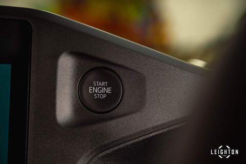 Volkswagen Transporter 2.0 T32 Diesel 150ps Manual Kombi SWB - N5104