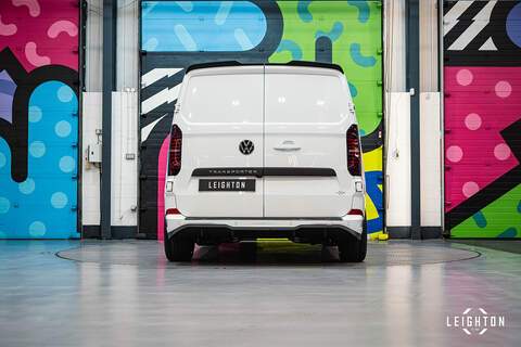 Volkswagen Transporter 2.0 T32 Diesel 150ps Manual Kombi SWB - N5104