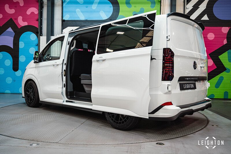 Volkswagen Transporter 2.0 - Large 14