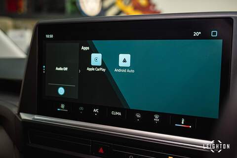 Volkswagen Transporter 2.0 T32 Diesel 150ps Manual Kombi SWB - N5104