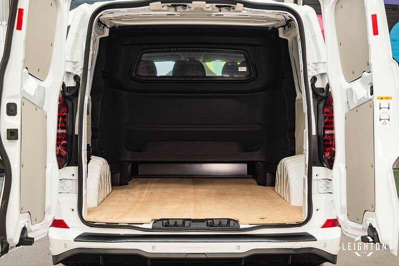 Volkswagen Transporter 2.0 - Large 30