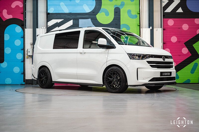 Volkswagen Transporter T7 T32 COMMERCE PLUS SWB 2.0TDI 150PS Manual Crew Van Clear White