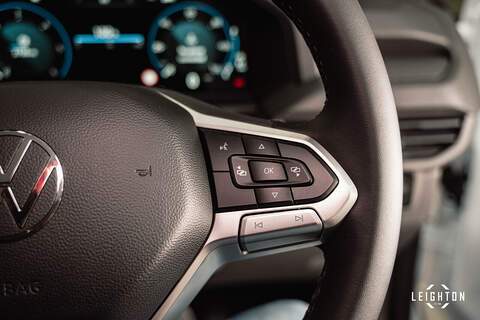 Volkswagen Transporter 2.0 T32 Diesel 150ps Manual Kombi SWB - N5104