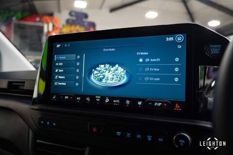 Ford Transit Custom 2.5 320 PHEV 232ps Auto Double Cab L1 H1 - N3276