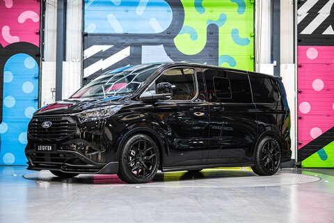 2.5 320 Duratec PHEV 232ps Limited Auto double cab L1 H1 Euro 6 LV-RF™ Pack Agate Black