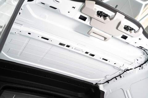 Volkswagen Transporter 2.0 T28 Diesel 110PS Manual Kombi SWB - N5109