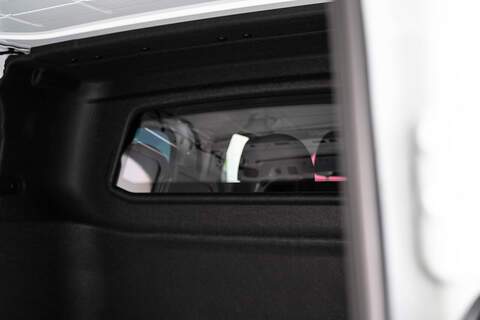 Volkswagen Transporter 2.0 T28 Diesel 110PS Manual Kombi SWB - N5109