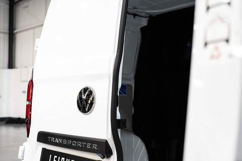 Volkswagen Transporter 2.0 T28 Diesel 110PS Manual Kombi SWB - N5109