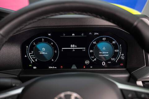 Volkswagen Transporter 2.0 T28 Diesel 110PS Manual Kombi SWB - N5109