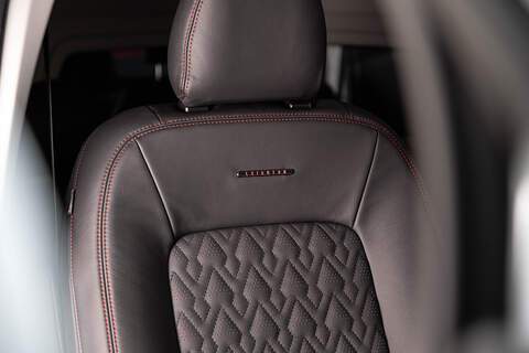 Volkswagen Transporter 2.0 T28 Diesel 110PS Manual Kombi SWB - N5109