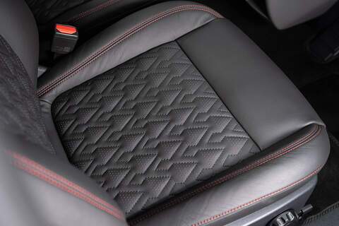 Volkswagen Transporter 2.0 T28 Diesel 110PS Manual Kombi SWB - N5109