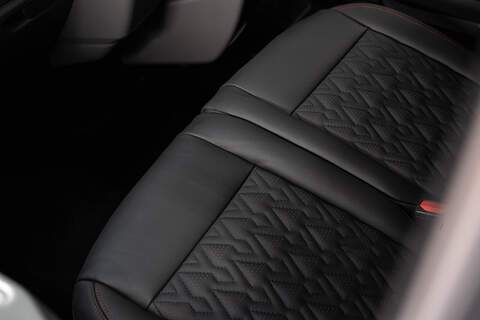 Volkswagen Transporter 2.0 T28 Diesel 110PS Manual Kombi SWB - N5109