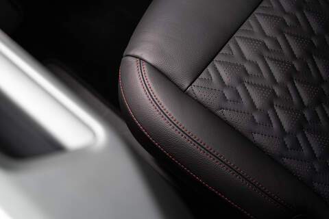 Volkswagen Transporter 2.0 T28 Diesel 110PS Manual Kombi SWB - N5109