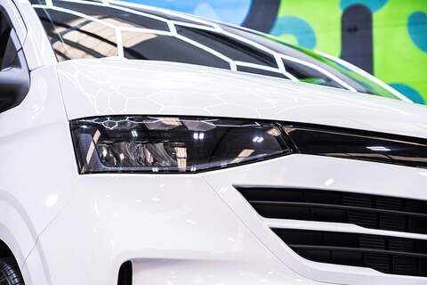 Volkswagen Transporter 2.0 T28 Diesel 110PS Manual Kombi Van SWB - N5106