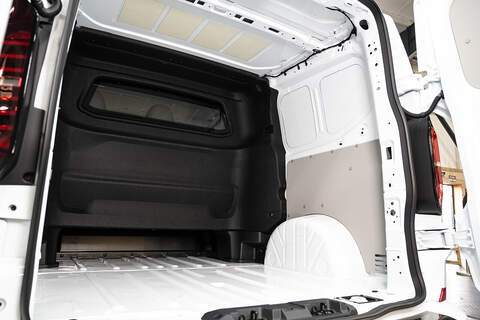 Volkswagen Transporter 2.0 T28 Diesel 110PS Manual Kombi Van SWB - N5106