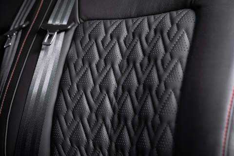 Volkswagen Transporter 2.0 T28 Diesel 110PS Manual Kombi Van SWB - N5106