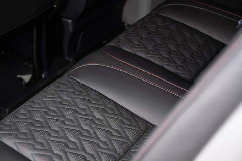 Volkswagen Transporter 2.0 T28 Diesel 110PS Manual Kombi Van SWB - N5106