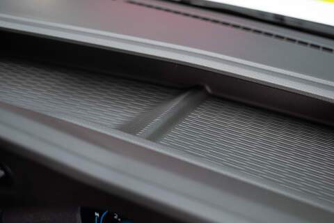 Volkswagen Transporter 2.0 T28 Diesel 110PS Manual Kombi Van SWB - N5106