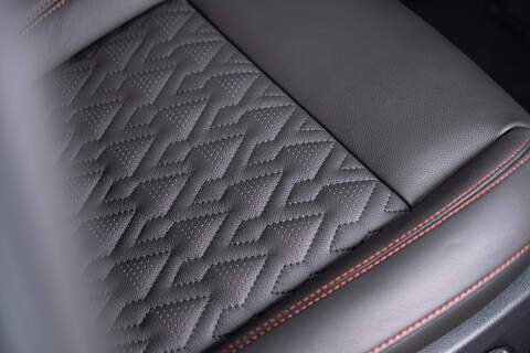 Volkswagen Transporter 2.0 T28 Diesel 110PS Manual Kombi Van SWB - N5106