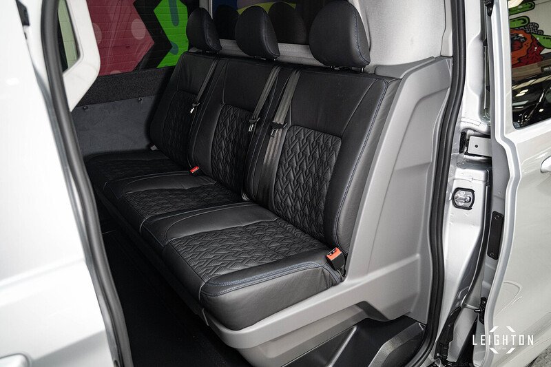 Volkswagen Transporter 2.0 - Large 26
