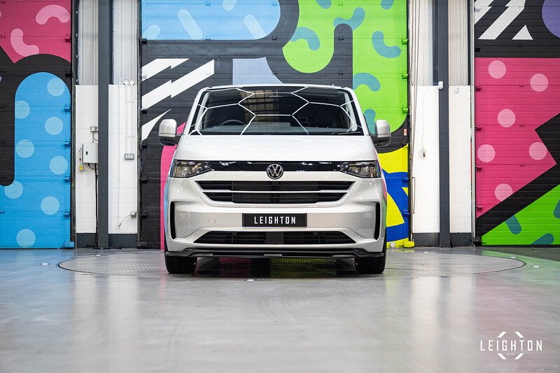 Volkswagen Transporter 2.0 - Large 1